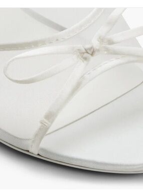 Never worn Call it Spring Bettiie-450 mesh mule